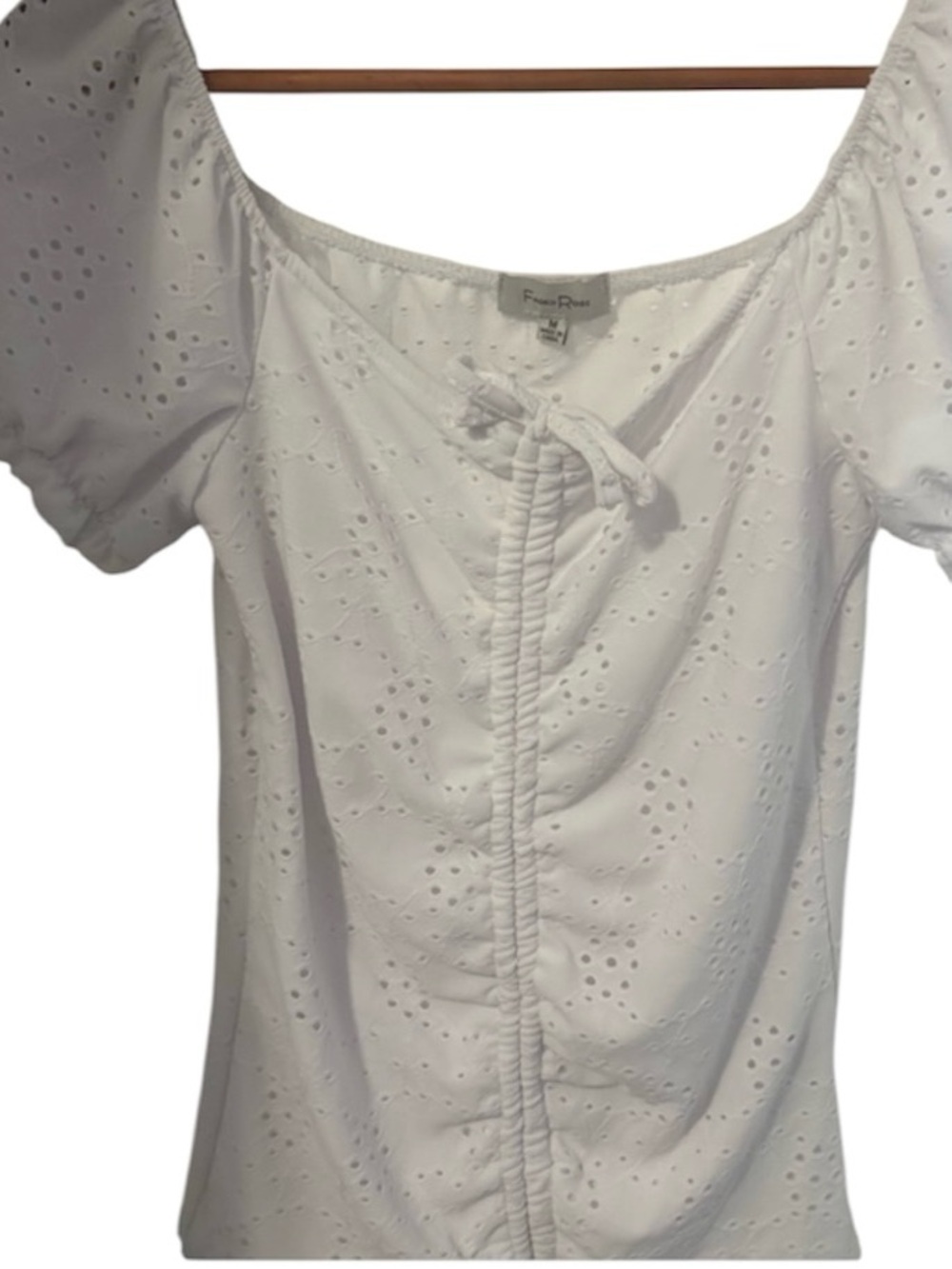 Faded Rose Off The Shoulder Top,
Women’s Medium, White, Short Sleeves, Eyelet